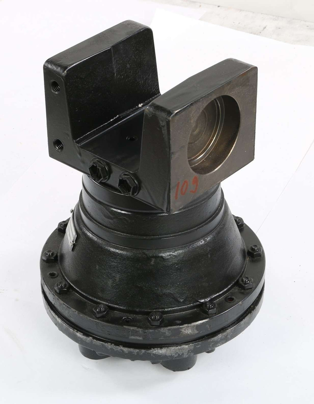 BLACK BRUIN - 404-063-2115 - HYDRAULIC MOTOR: RADIAL PISTON 630cc