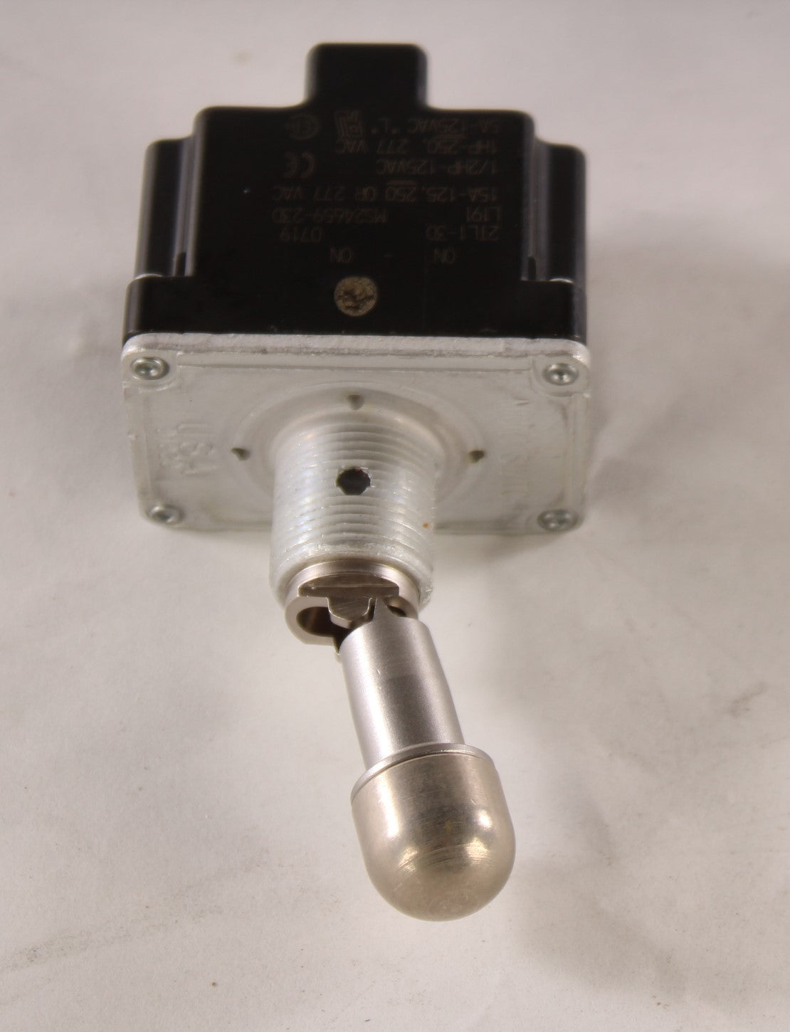MICRO SWITCH - 2TL1-3D - SWITCH LOCK TYPE DPDT SPECIAL