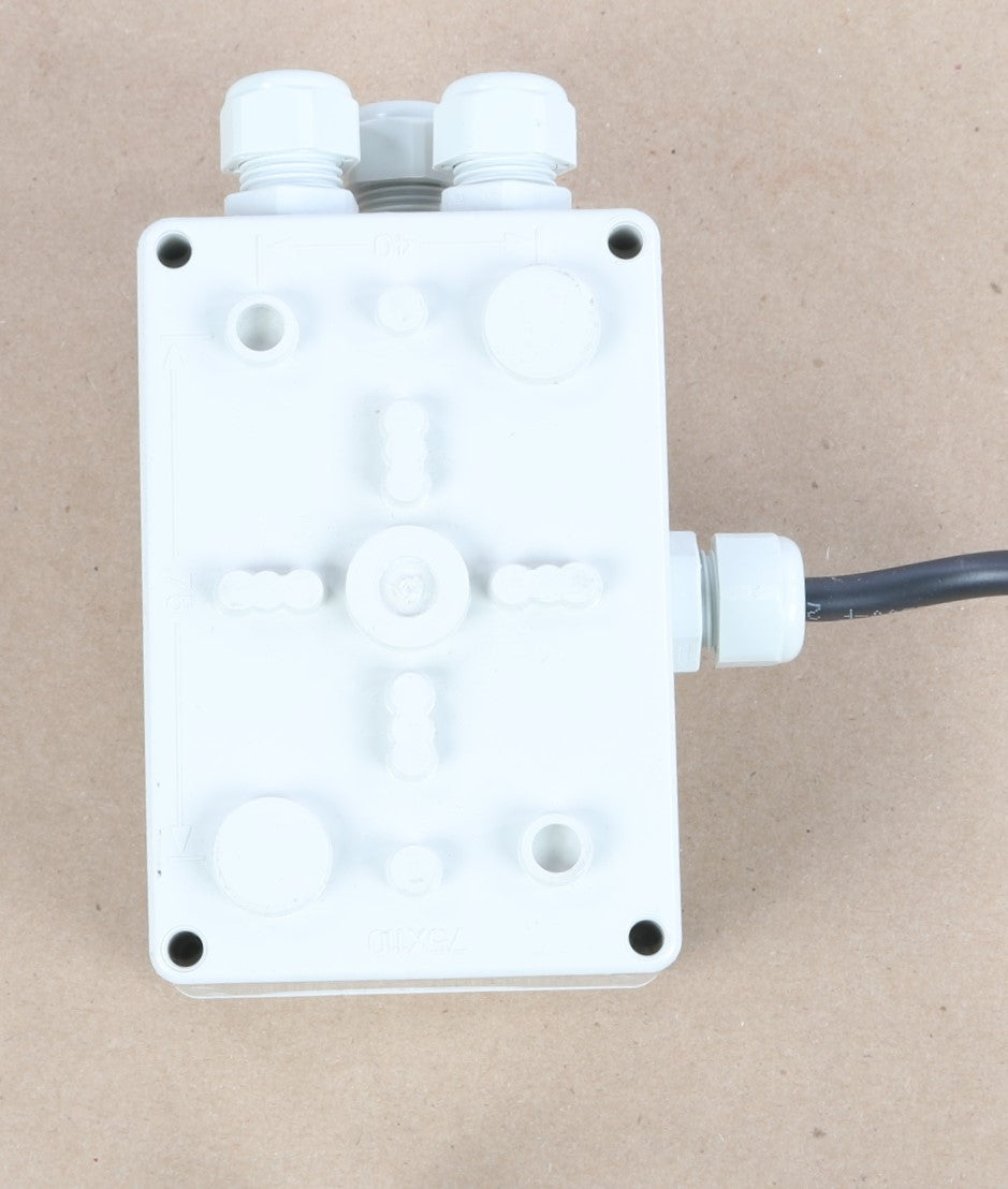 PARKER - 596744 - SWITCH BOX 12V