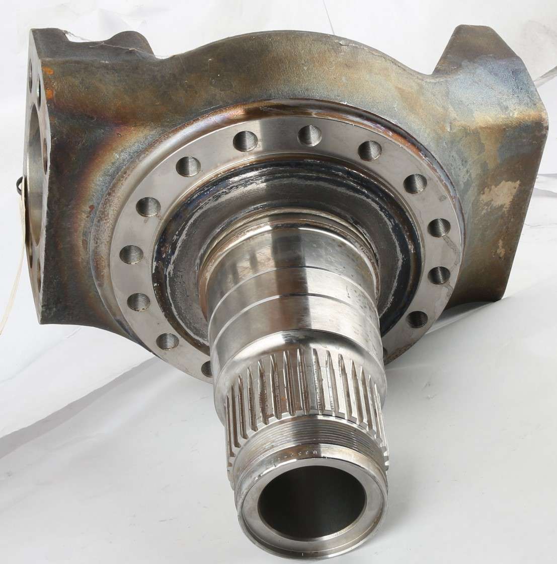 AXLETECH - A88500341 - PIVOT+FUSEE SOUDES