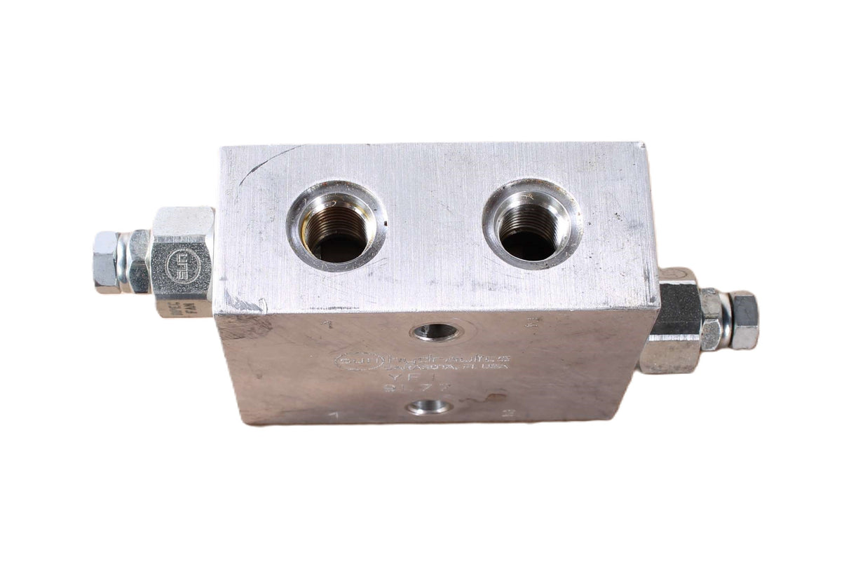 JLG - 7011309 - BLOCK W/CARTRIDGES