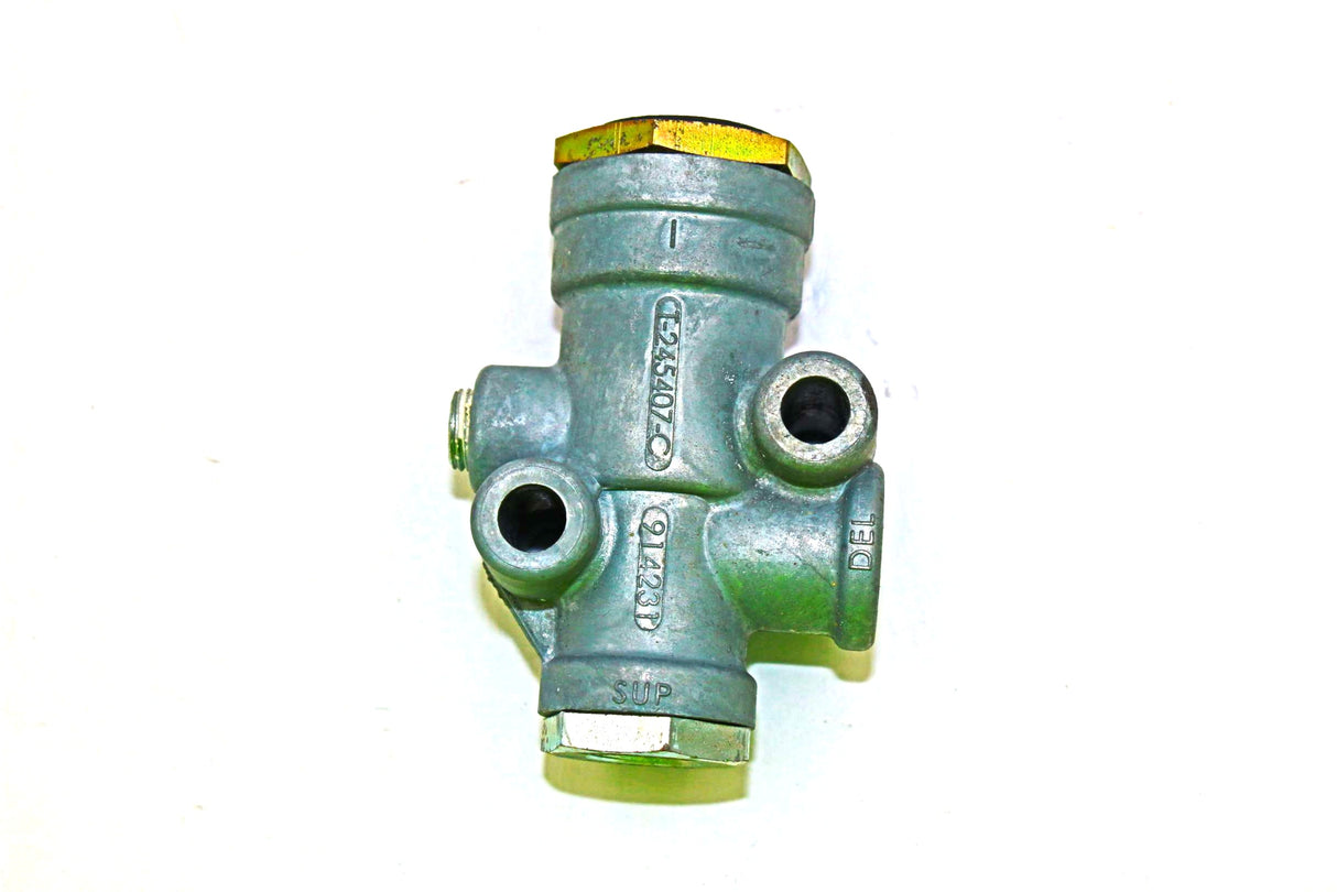 BENDIX - K028992 - PRESSURE PROTECTION VALVE 3|8" NPT 70 PSI