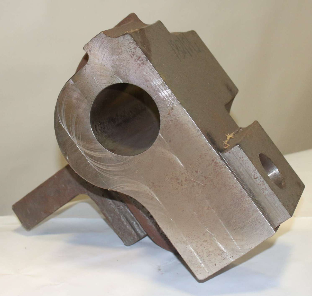 TEREX - 701081 - SUPPORT CTWT L.H. CSTG.701081