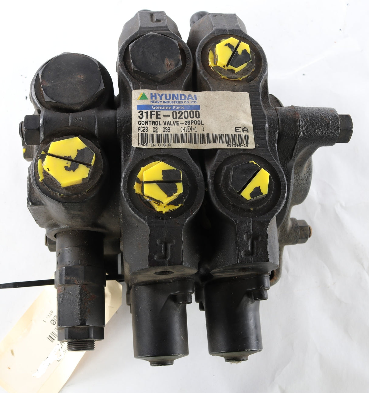 HYUNDAI - 31FE-02000 - CONTROL VALVE-2SPOOL
