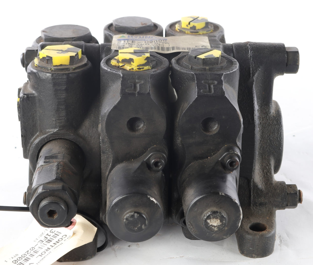 HYUNDAI - 31FE-02000 - CONTROL VALVE-2SPOOL
