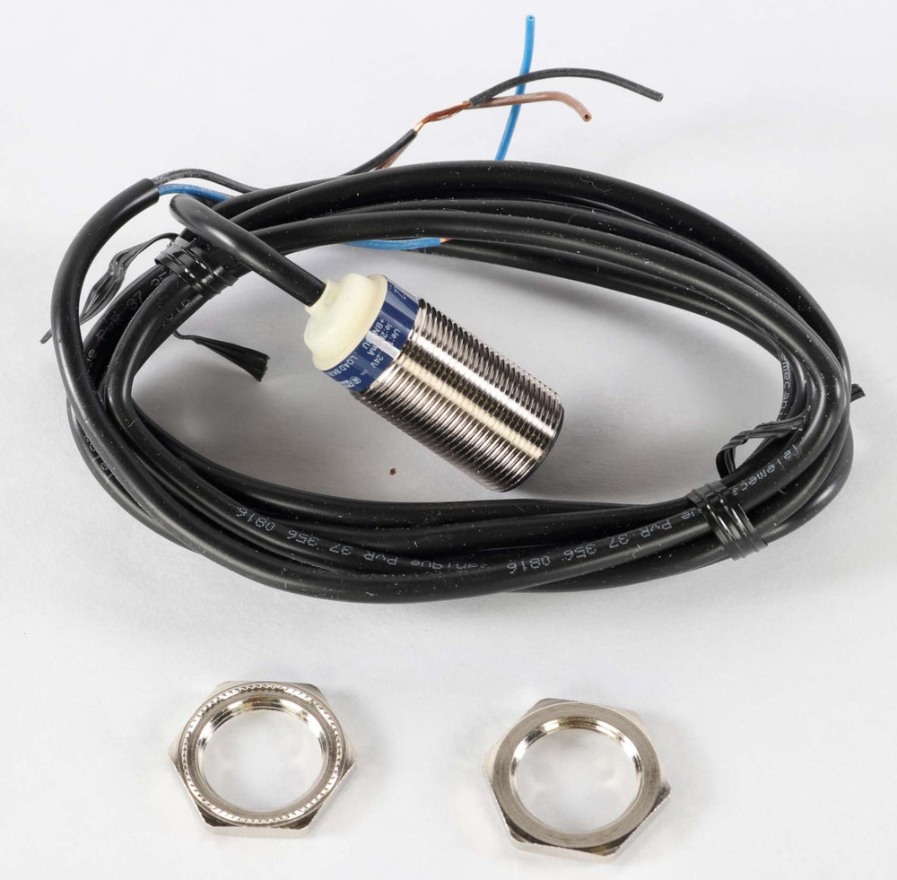 TELEMECANIQUE  - XS518B1PAL2 - CYLINDRICAL PROXIMITY SENSOR