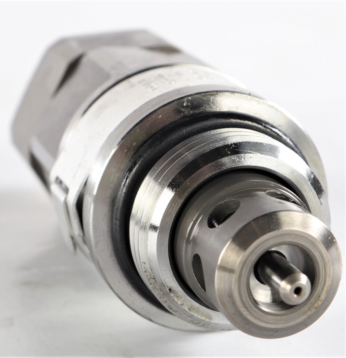 KYB KAYABA - 2111B-40301 - RELIEF VALVE