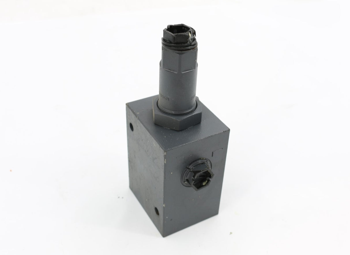 TEREX FUCHS - 5606658495 - CONTROL VALVE
