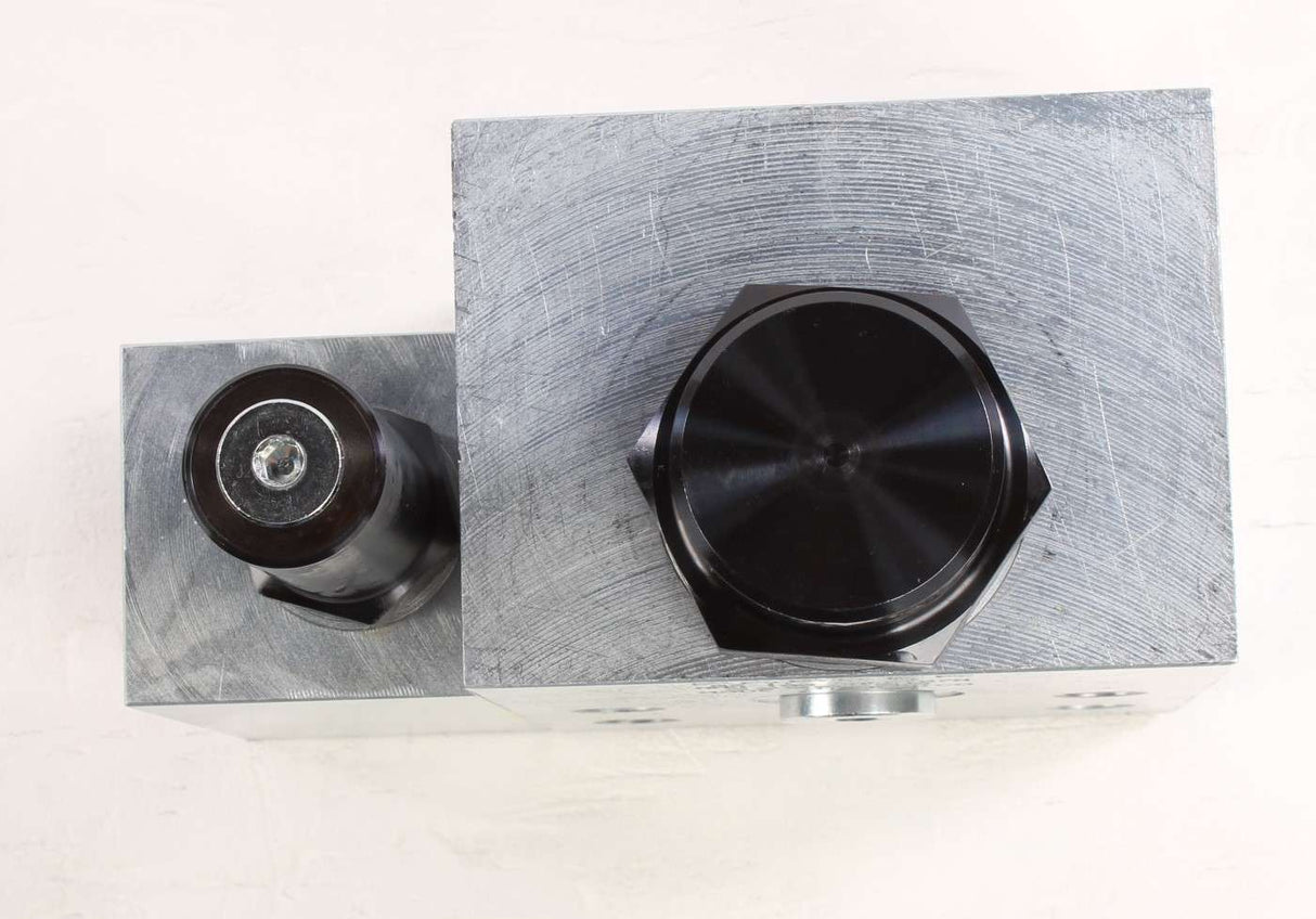 PARKER - MMB-100-SAFS-87M - VALVE HOLDING