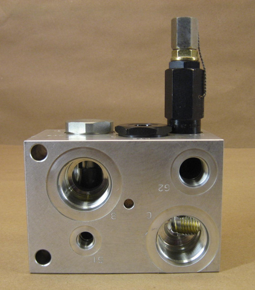 INTEGRATED HYDRAULICS - CXP3835-2750R - VALVE