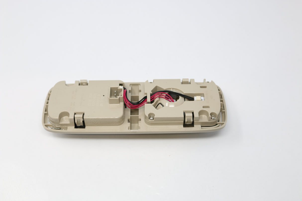 VOLVO - 82737547 - INTERIOR LAMP