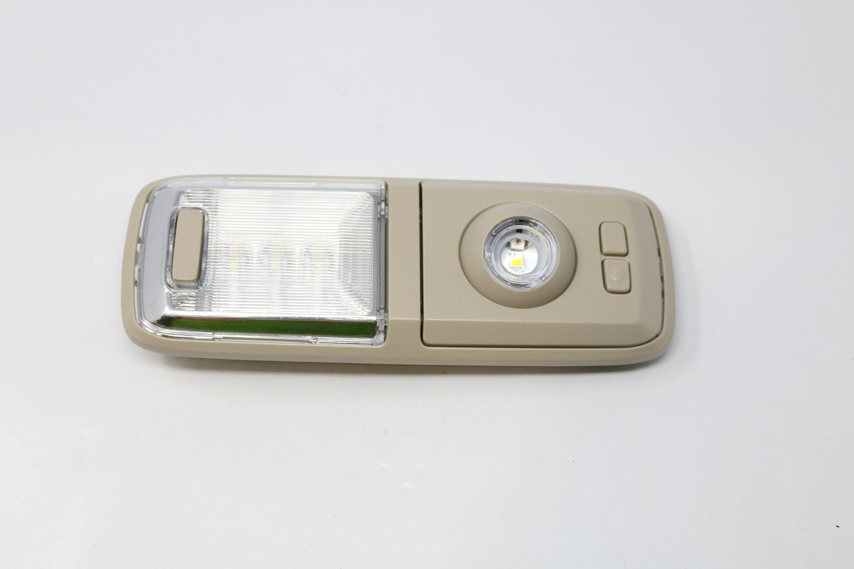 VOLVO - 82737547 - INTERIOR LAMP
