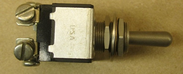 CUTLER HAMMER  - 8824K14 - 20A  2POLE ON-NONE-ON LEVER SWITCH