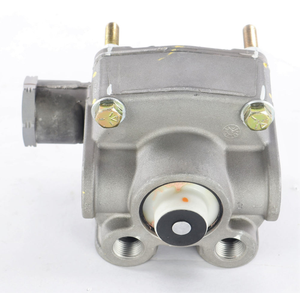 BENDIX - 800566 - R14 AIR BRAKE RELAY VALVE