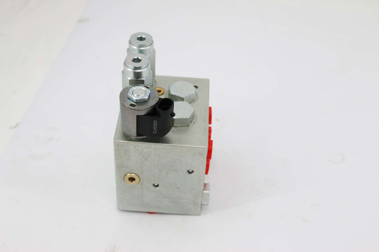 BOBCAT - 7028844 - VALVE 2ND AUX