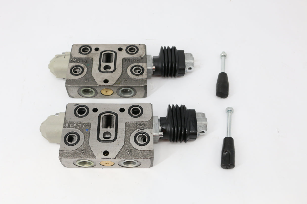 BOBCAT - 7025065 - SECTION VALVE