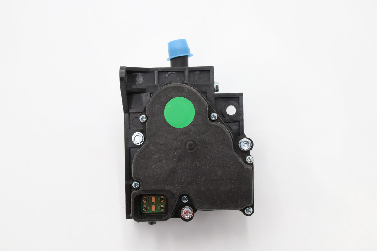 BOBCAT - 7003456 - VALVE