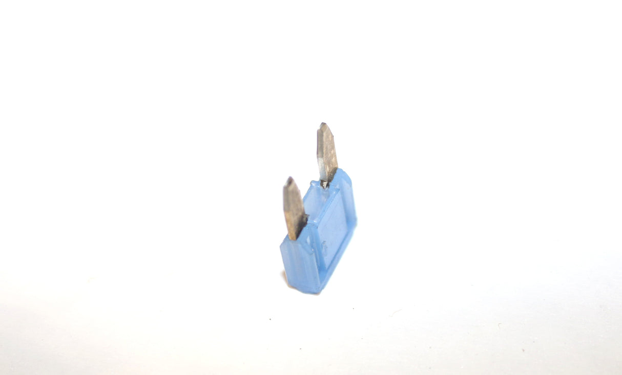 BOBCAT - 6707621 - FUSE 15A MINI 5