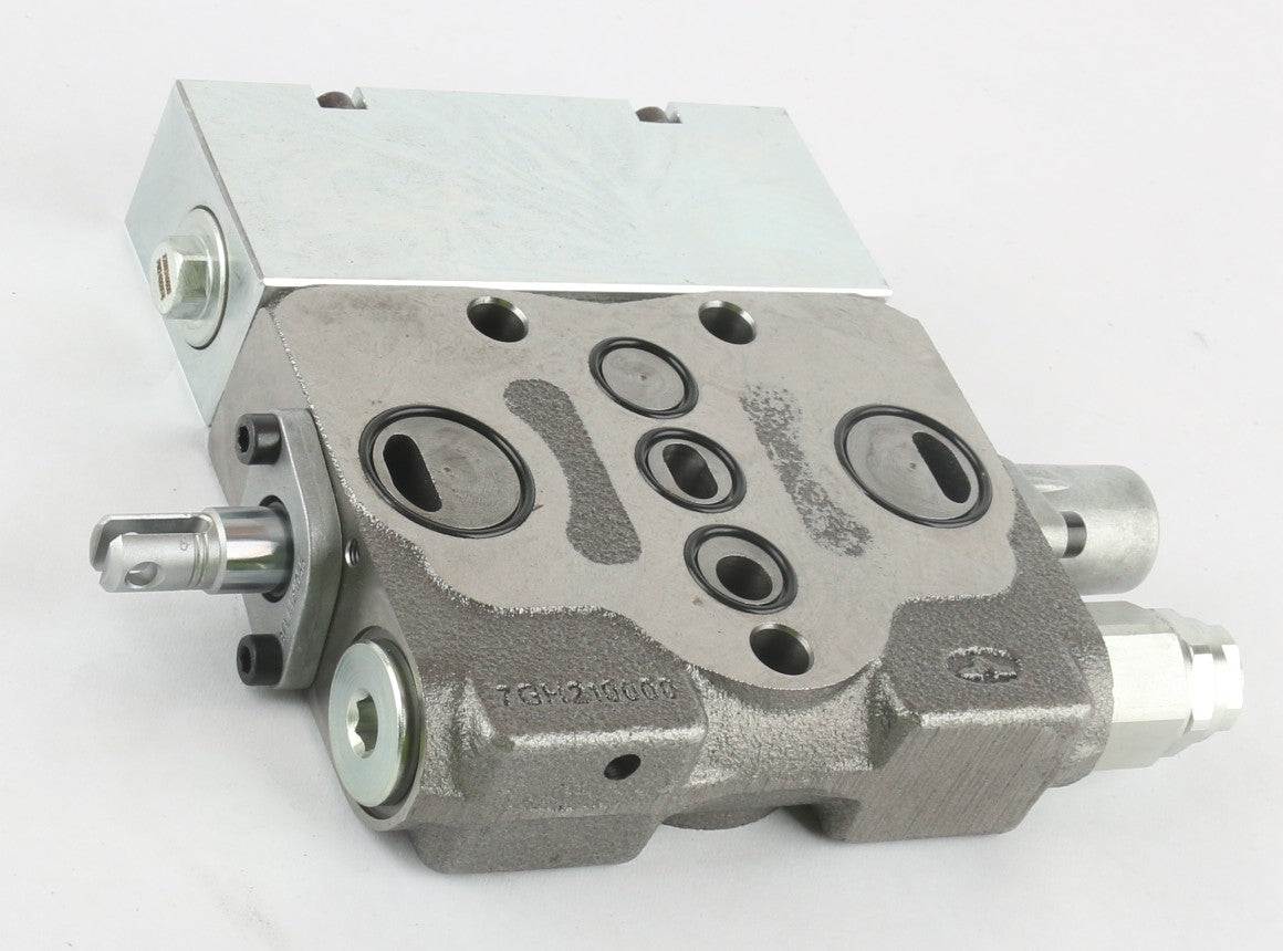 BOBCAT - 6693923 - VALVE