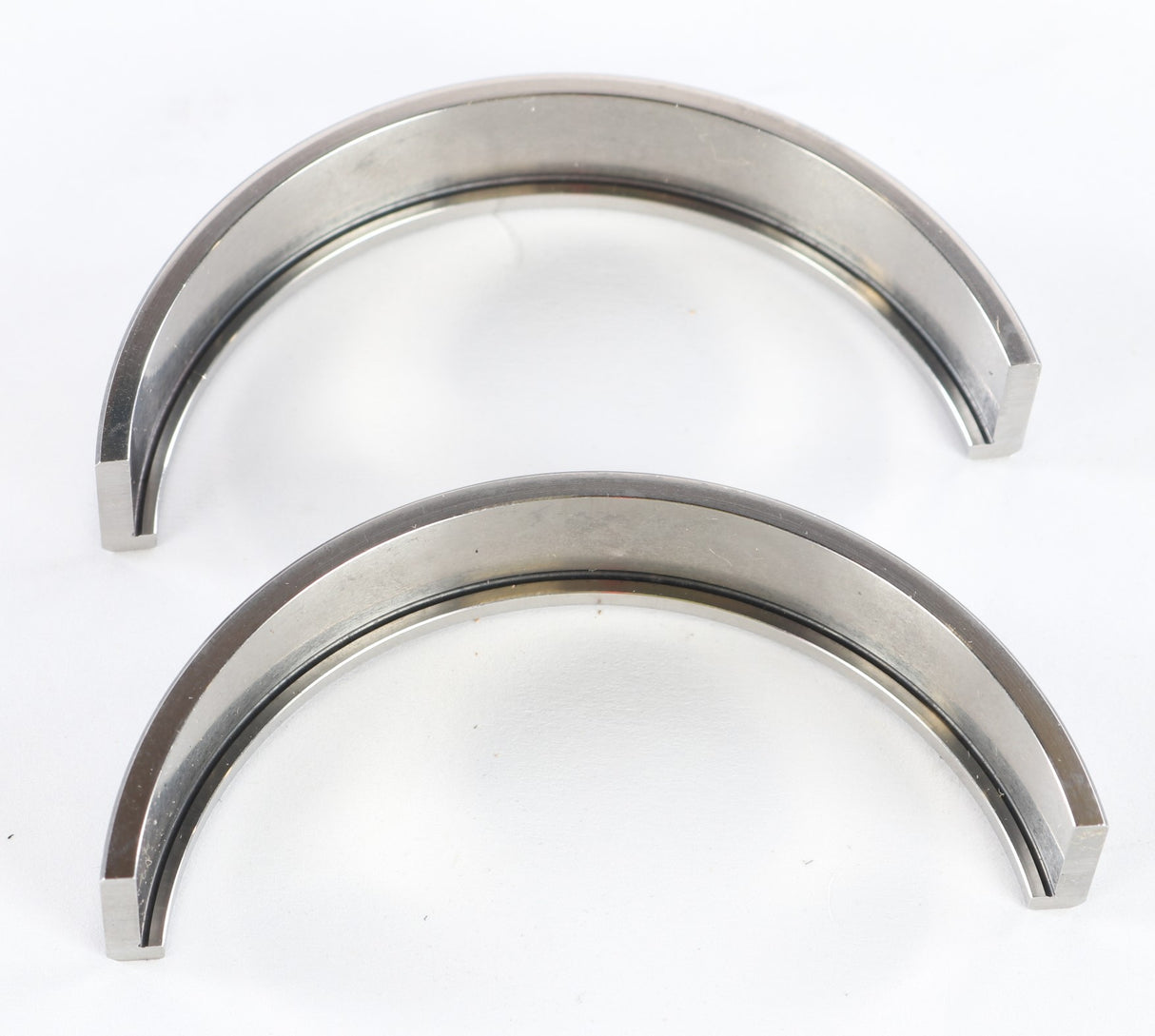 REXROTH - R902085005 - 2 HALF BEARINGS