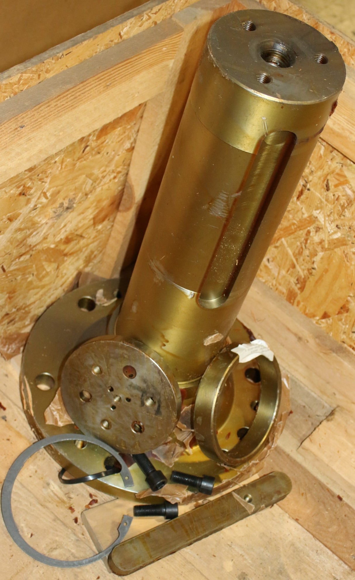 TEREX - 700016962 - PLUG IN SHAFT