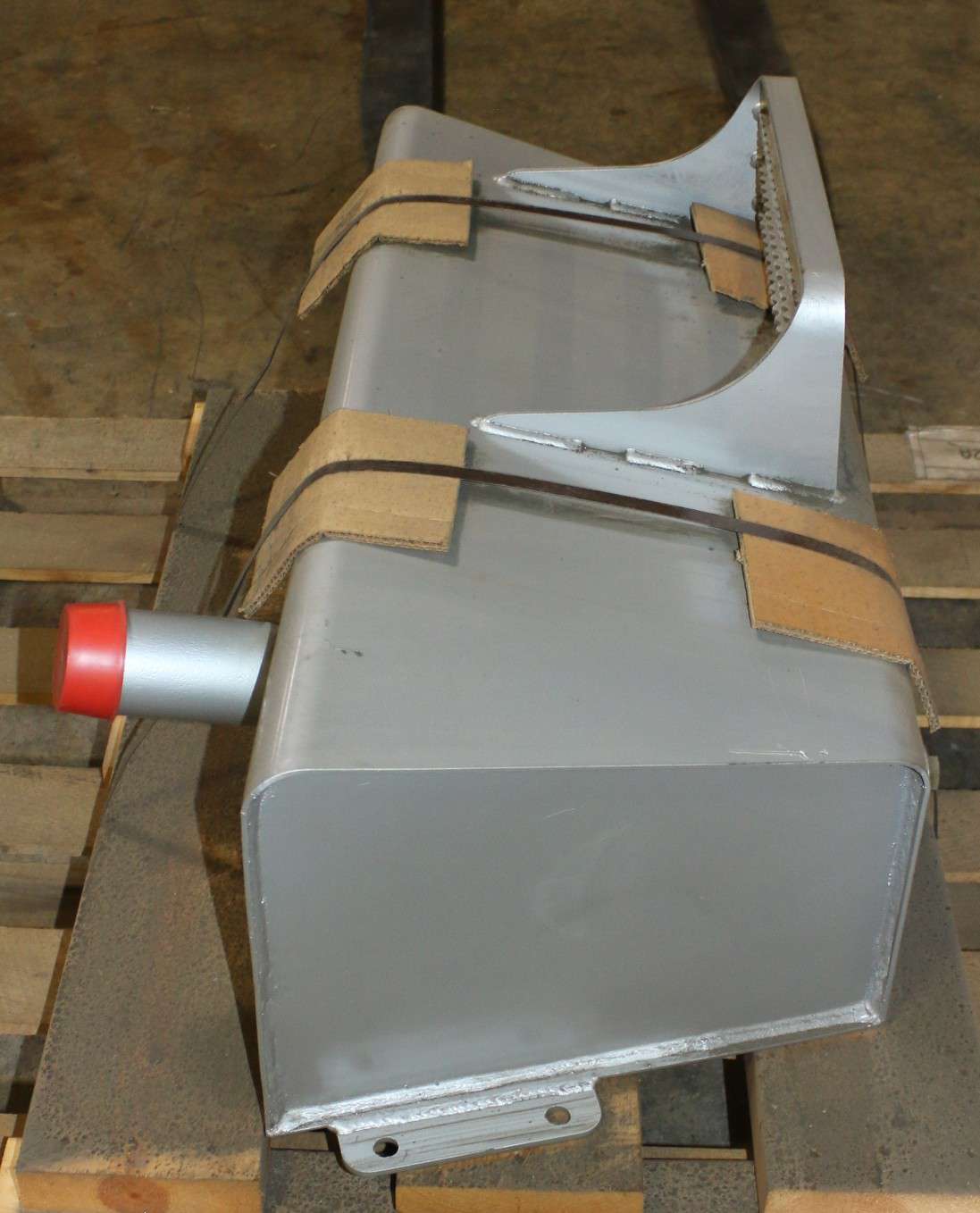 BOBCAT - 6972666 - FUEL TANK