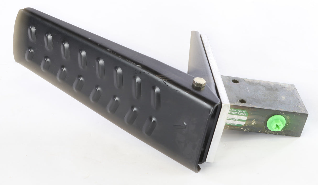 BOBCAT - 6972107 - HYDRAULIC BRAKE PEDAL