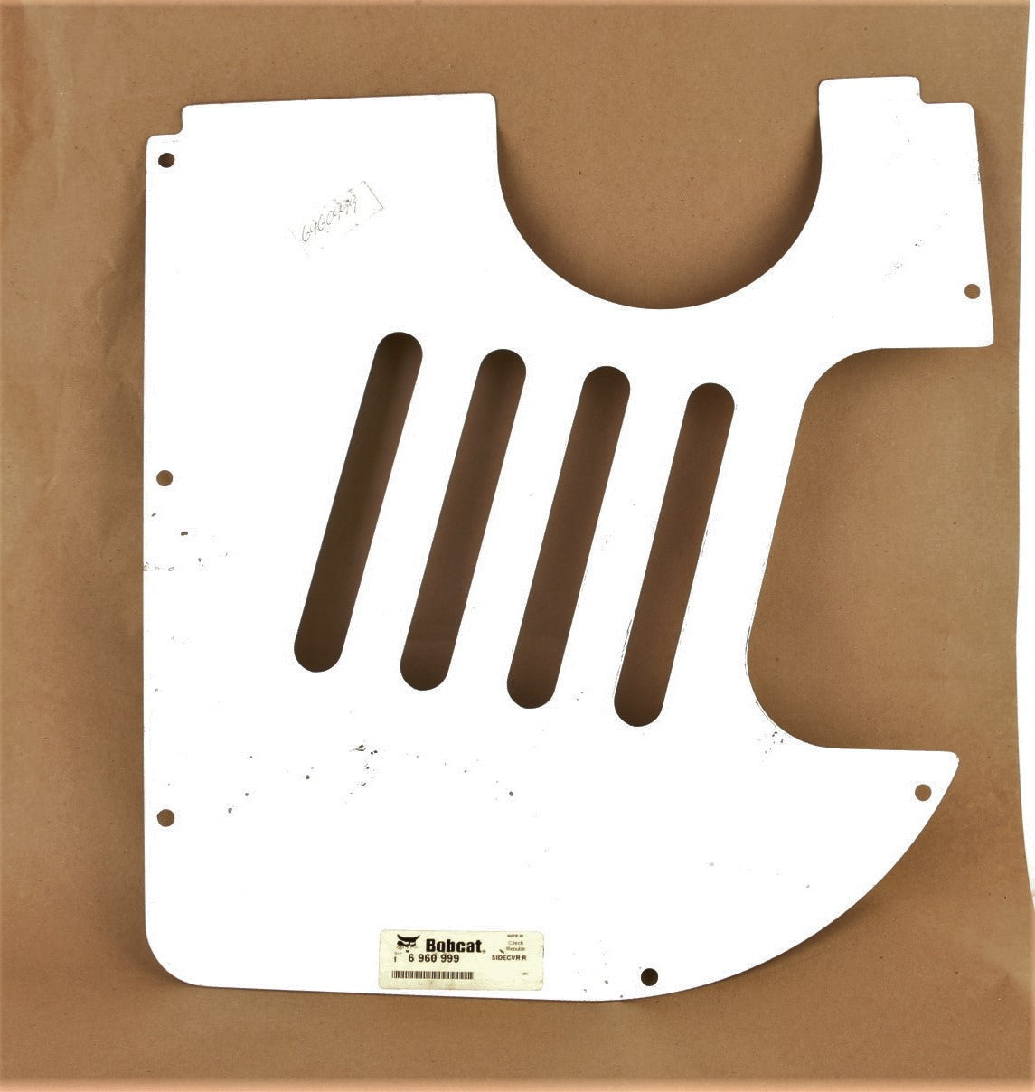 BOBCAT - 6960999 - SIDE COVER - RIGHT
