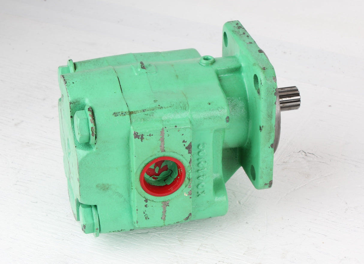 MONTABERT - 18215848 - HYDRAULIC GEAR MOTOR SAE PORT