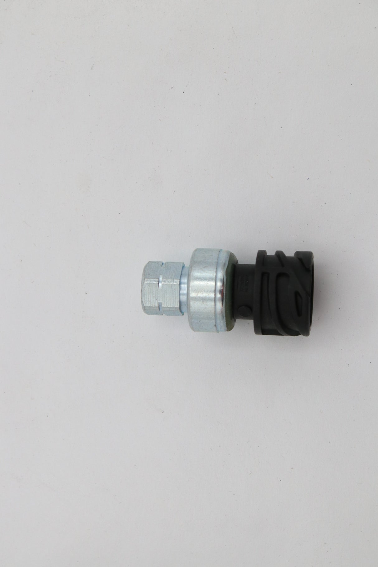 VOLVO - 22443552 - A/C HIGH PRESSURE SWITCH