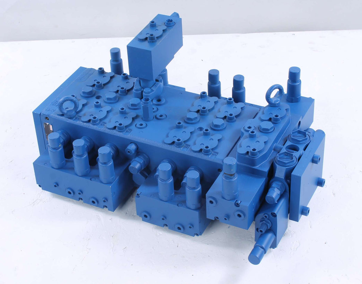 GRADALL - 4641428 - VALVEMAIN CONTROL W/AUX