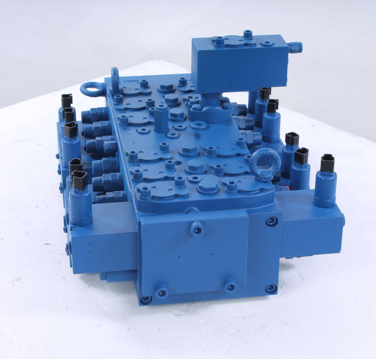 GRADALL - 4641427 - VALVE MAIN CONTROL