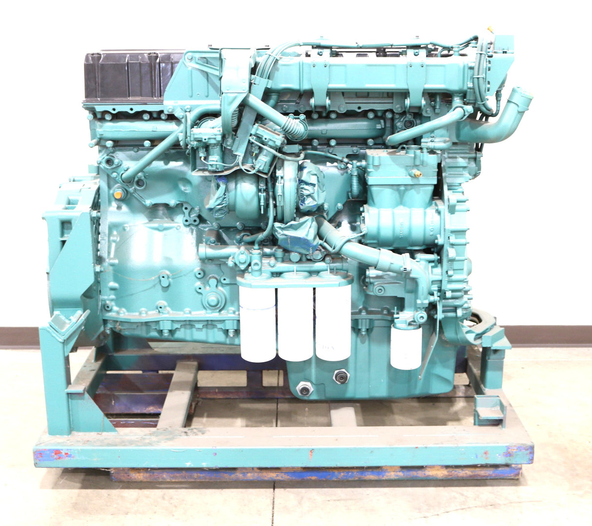 VOLVO - 85001219 - VOLVO REMAN ENGINE 7|8 D12D 12.1 LITER - 85001525