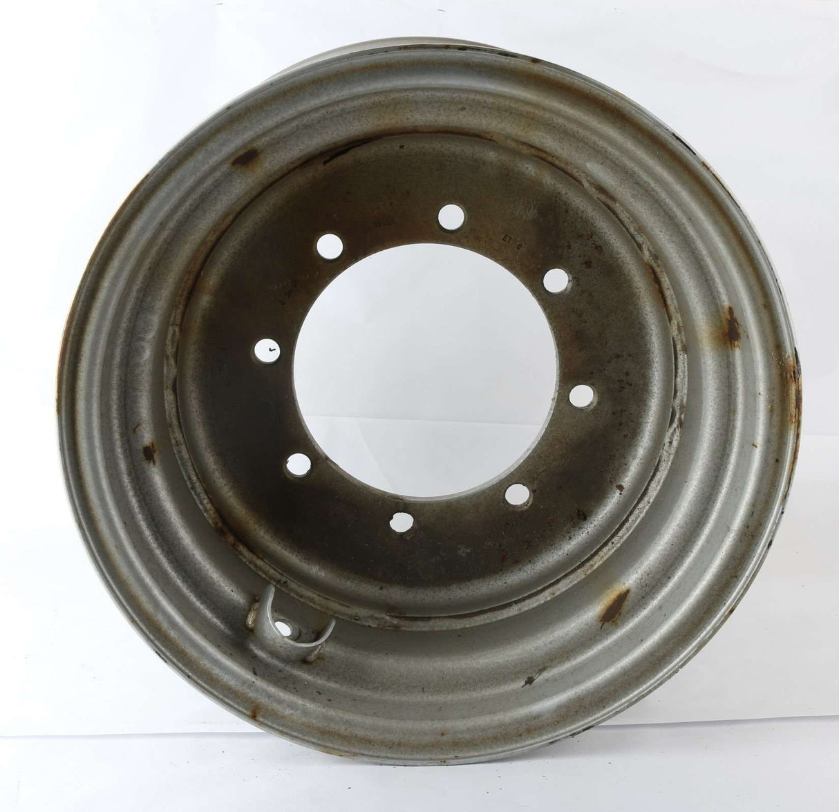 JLG - 4520297 - WHEEL13 X 20
