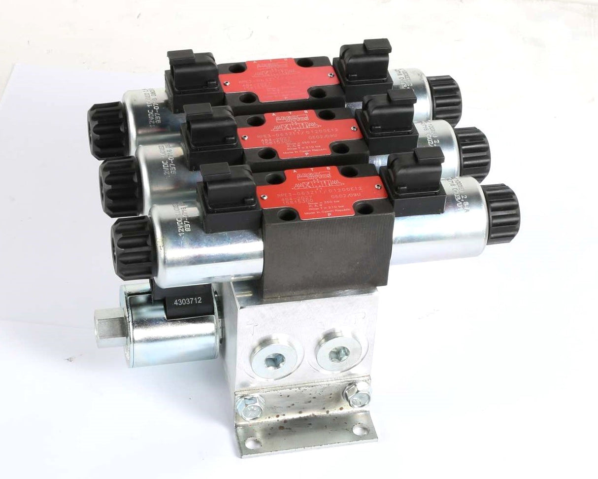 JLG - 3935000215 - VALVE ASSY 3 BANK DO3 W/ UNLOA