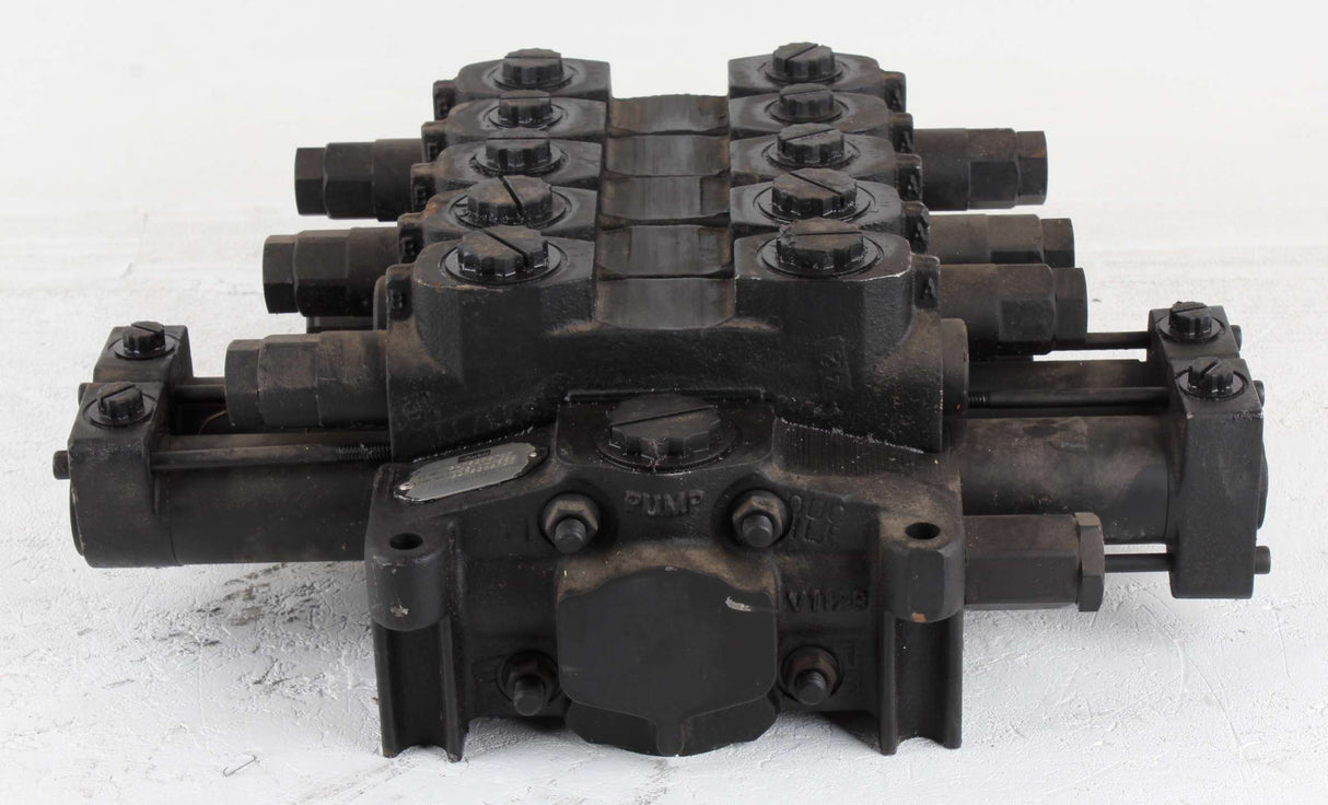 JLG - 1001109216 - CONTROL VALVE