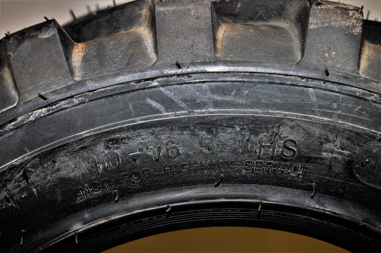 BOBCAT - 7101734 - TIRE - STANDARD DUTY - 10X16.5 - 8 PLY