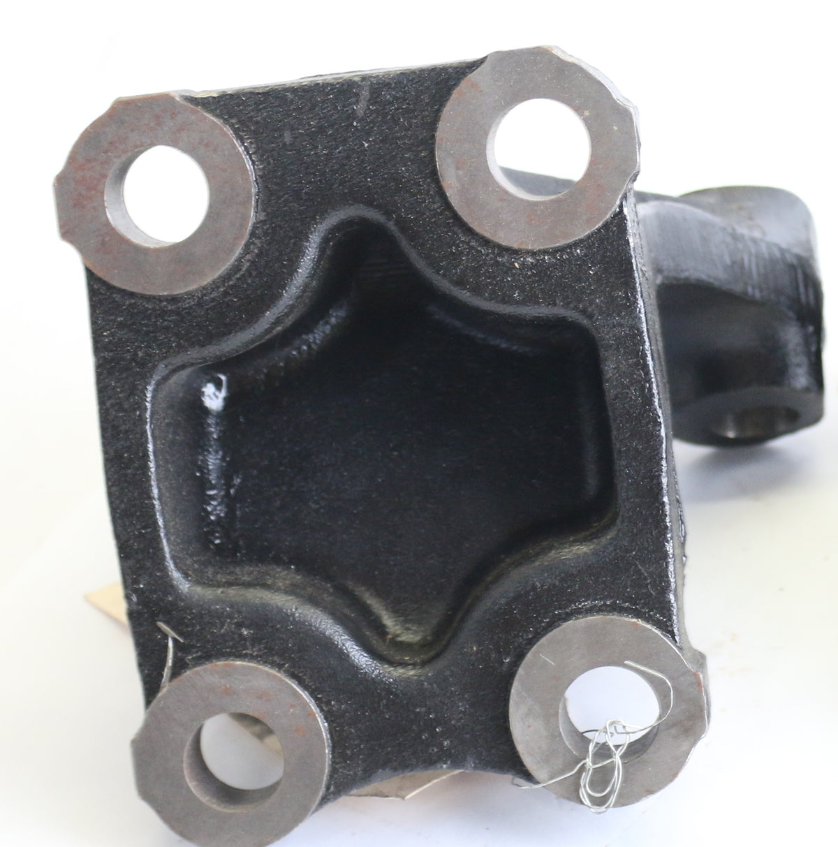 MACK - 25128687 - ENGINE BRACKET
