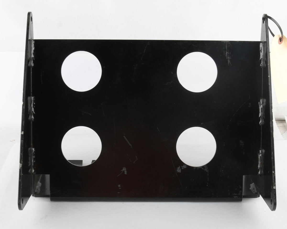 MACK - 25174391 - BUMPER BRACKET