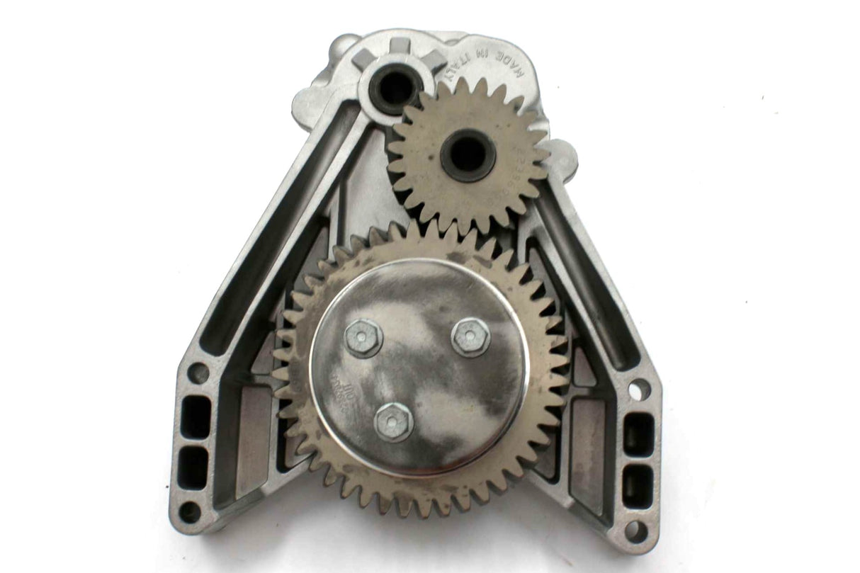 VOLVO - 22397140 - OIL PUMP