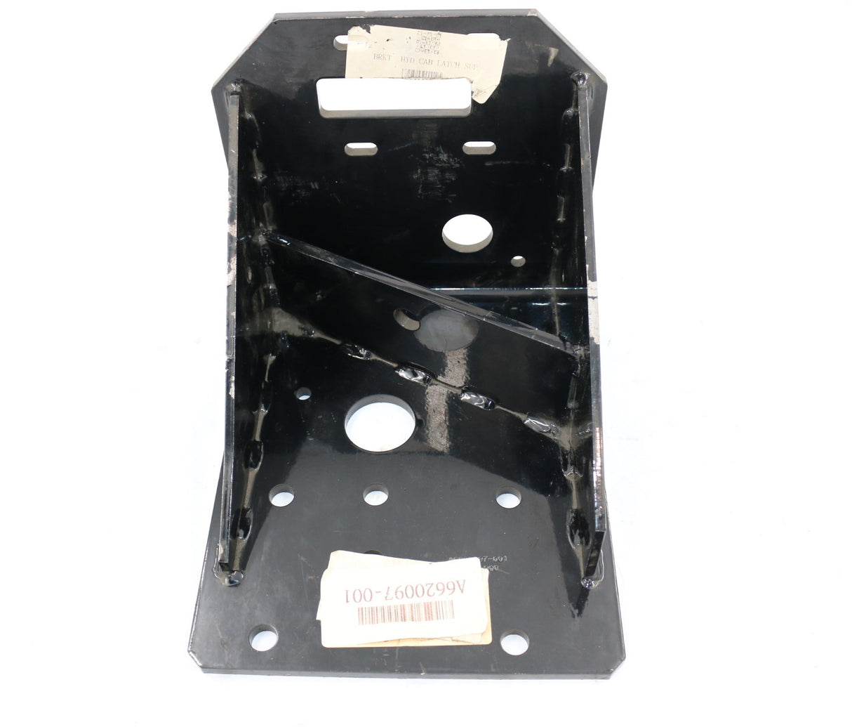 AUTOCAR - A6620097-001 - BRKT HYD CAB LATCH SUP