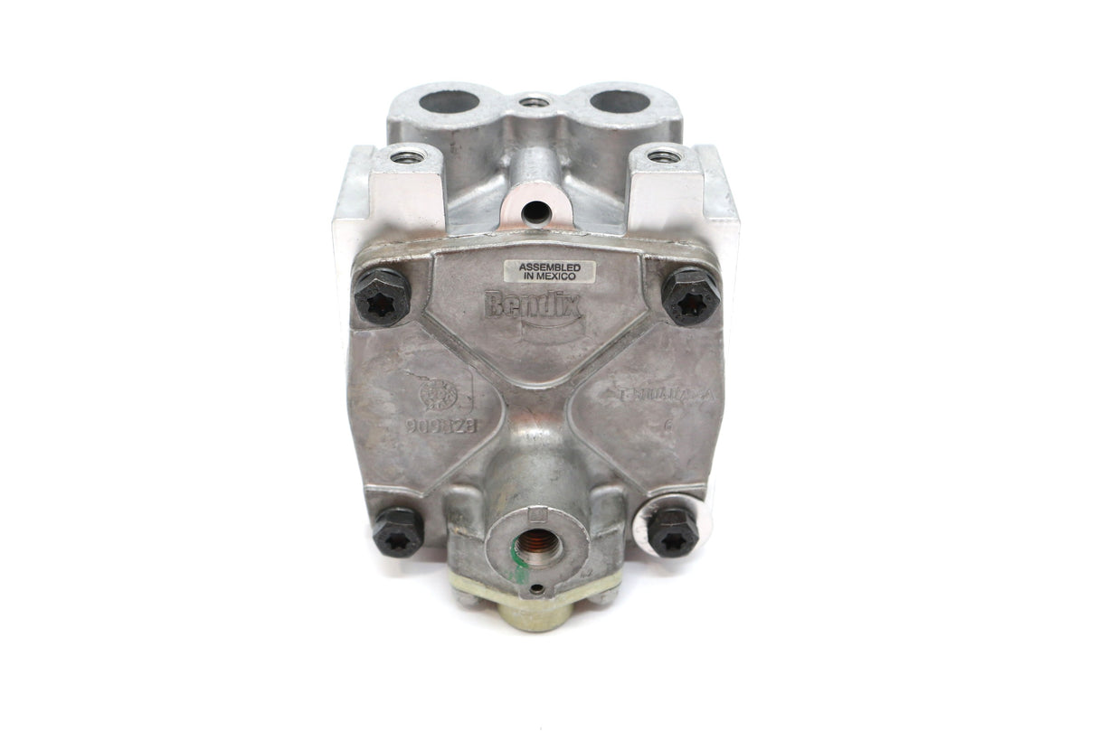 BENDIX - K110004 - R-12DC AIR BRAKE RELAY VALVE