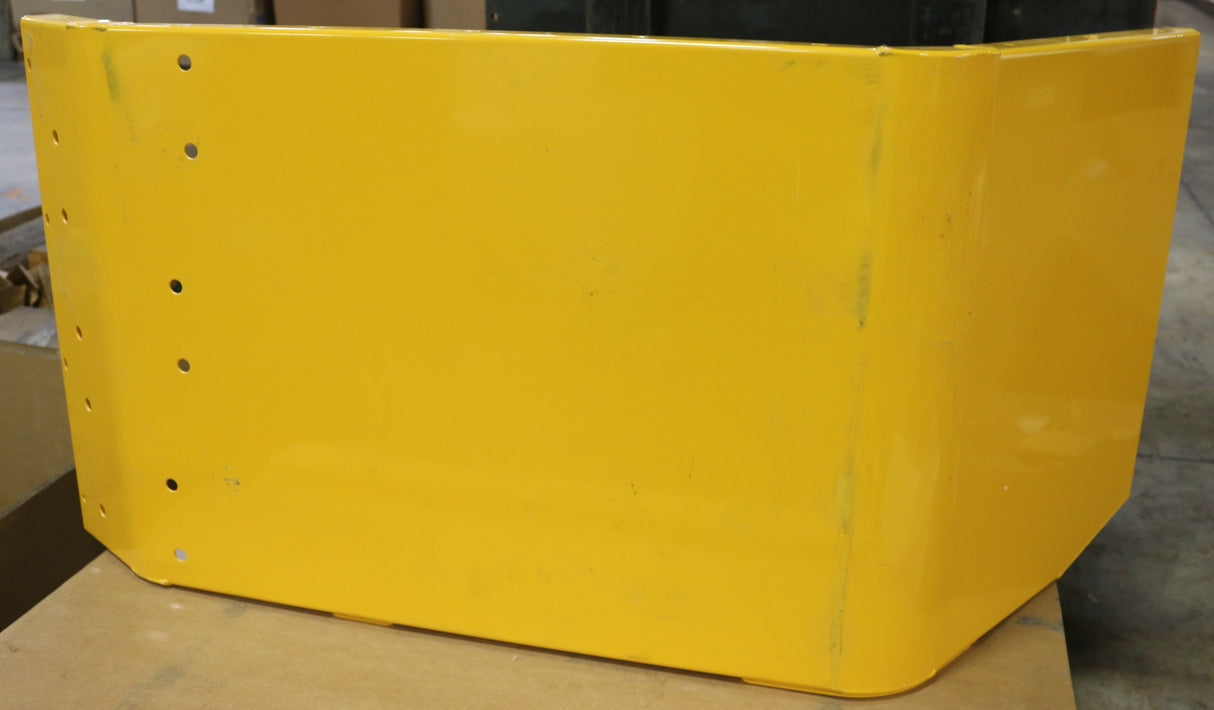 VOLVO - 16826862 - FRONT MUDGUARD