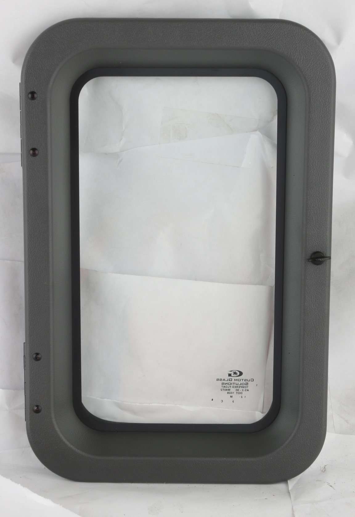 MACK - 3200-32C20226730C - LITTLE SLEEPER CAB WINDOW