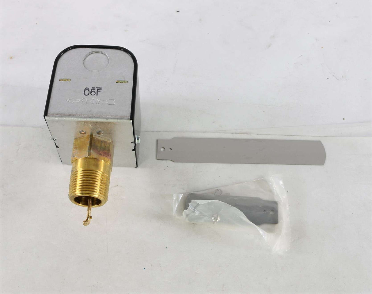 IWS - FS4-3 - LIQUID FLOW SWITCH - MCDONNELL