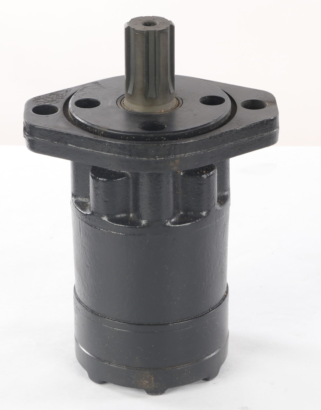 CHAR-LYNN - 130-1032-003 - HYDRA. MOTOR SHAFT LENDTH 1.5 IN DIA. 1 IN. 6 SPL