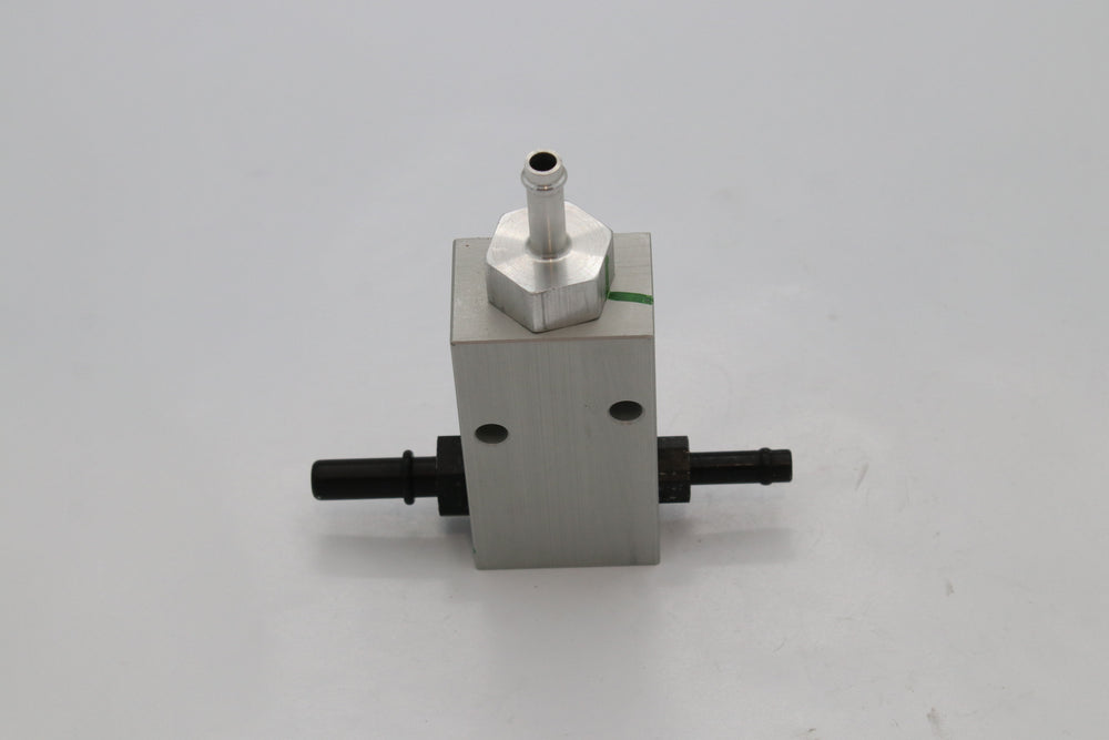 BOBCAT - 7277540 - VALVE  RECIRCULATION