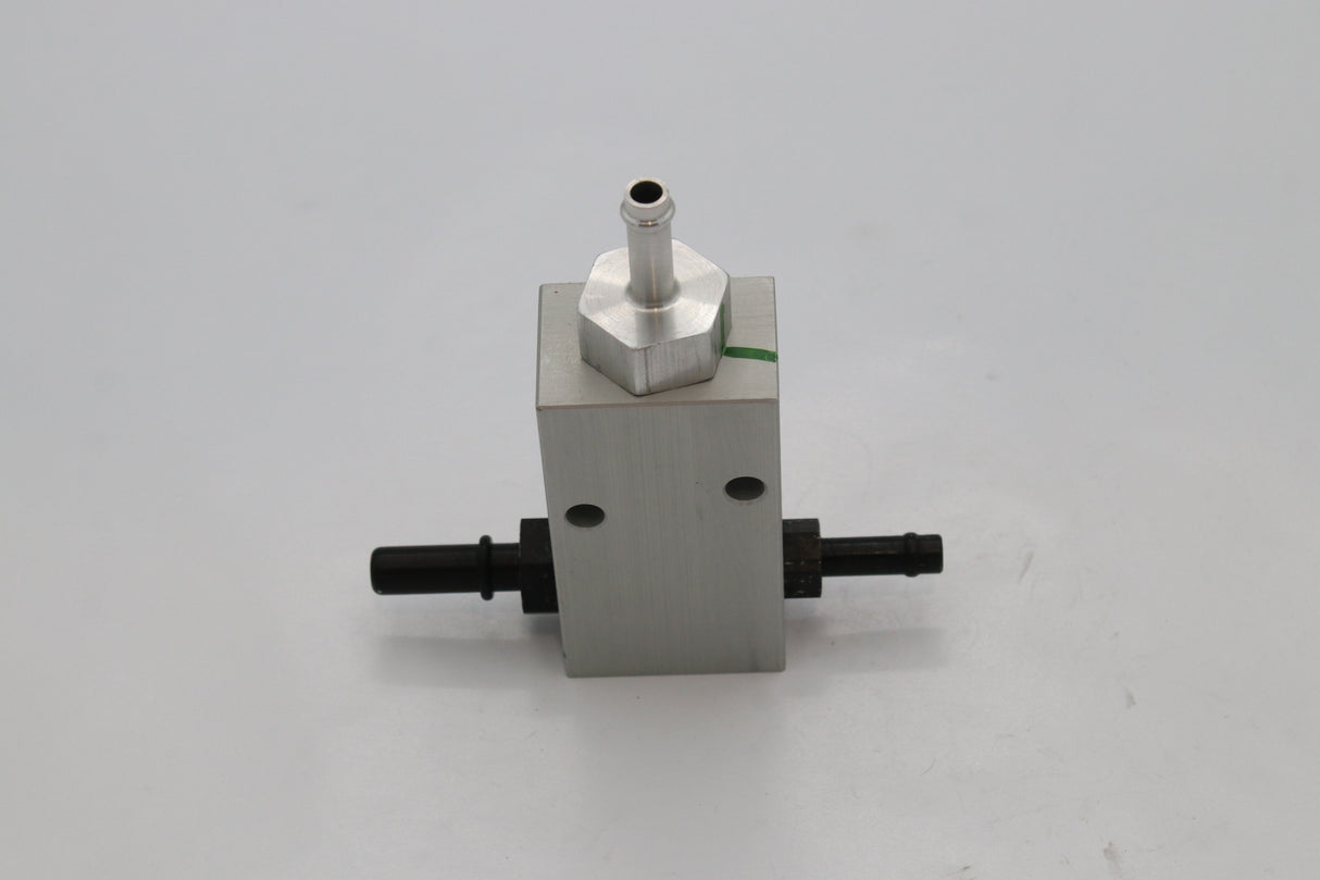 BOBCAT - 7277540 - VALVE - RECIRCULATION