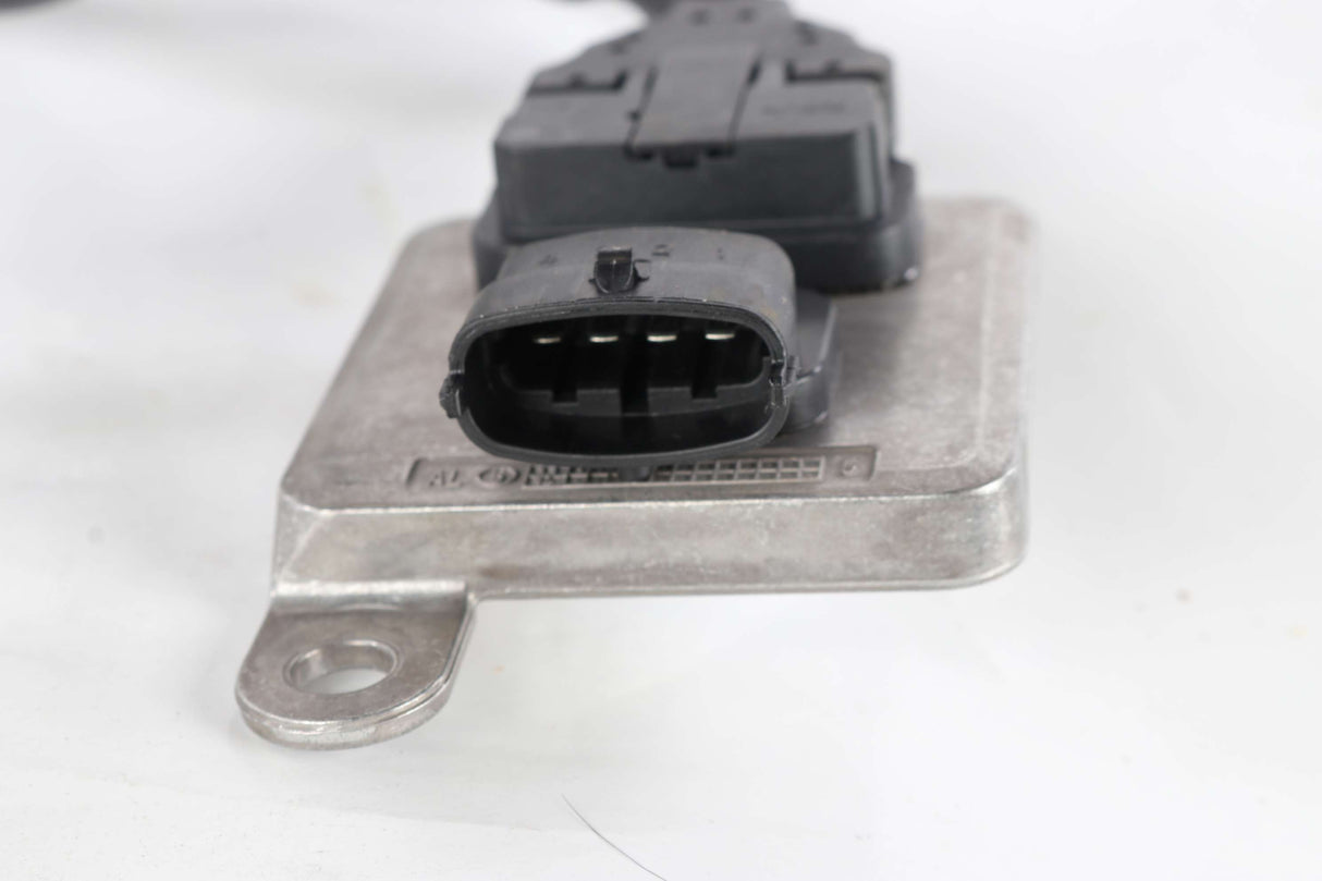 CUMMINS - 2894939 - SENSOR NITROGEN OXIDE