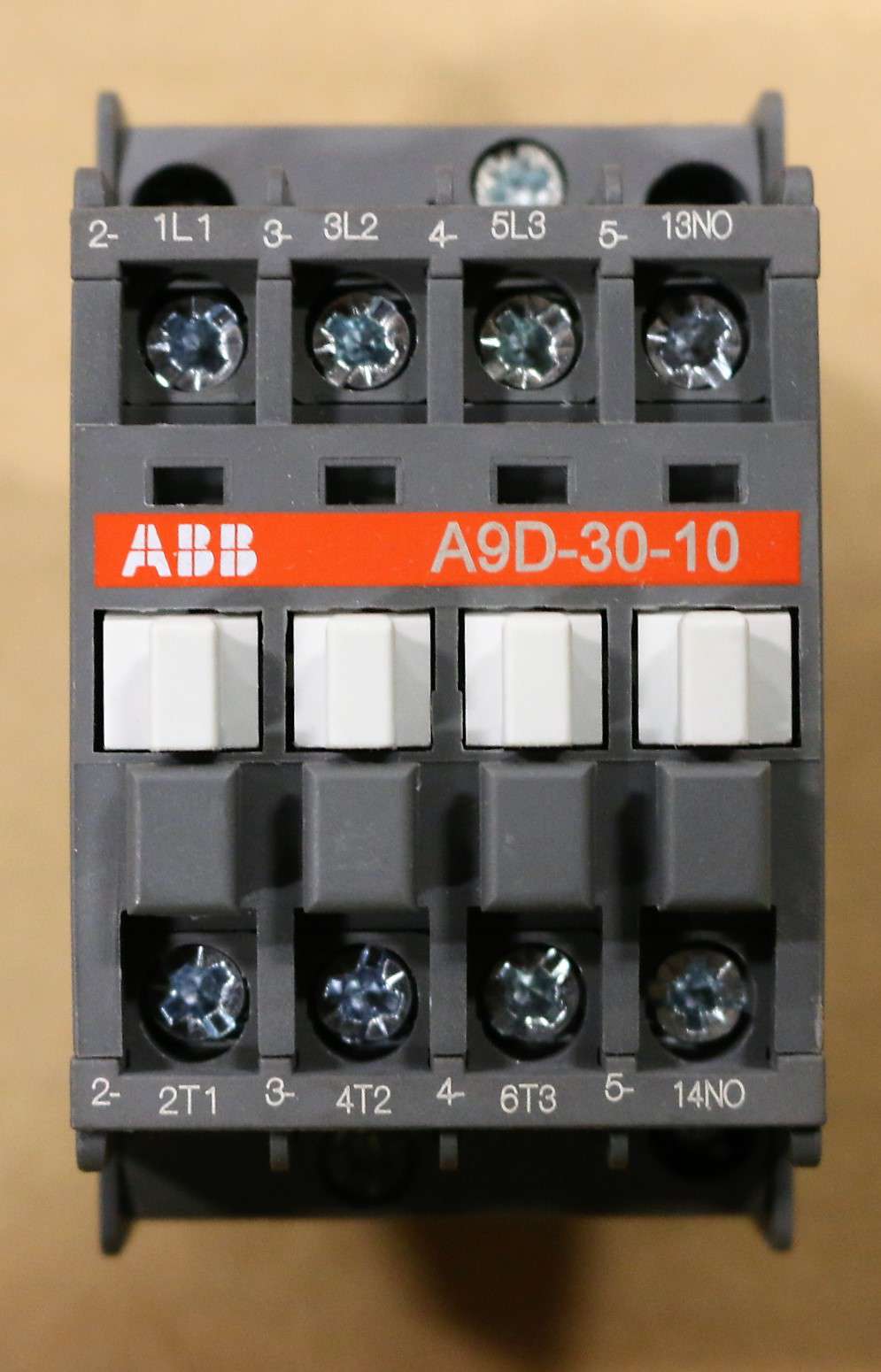 ABB - 1SBL90073R8410 - CONTACTOR - A9D-30-10 110V